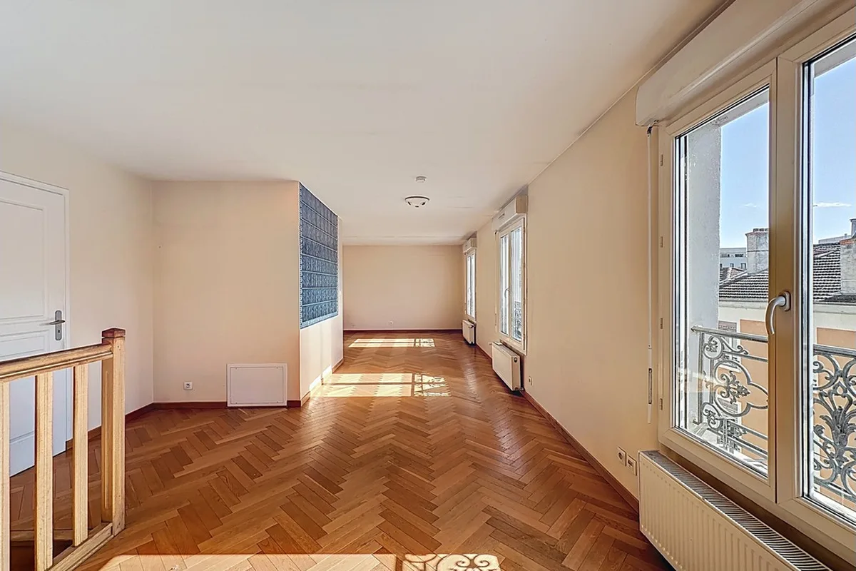 Appartement T3 duplex vendu au quartier de l'Industrie, Lyon 9